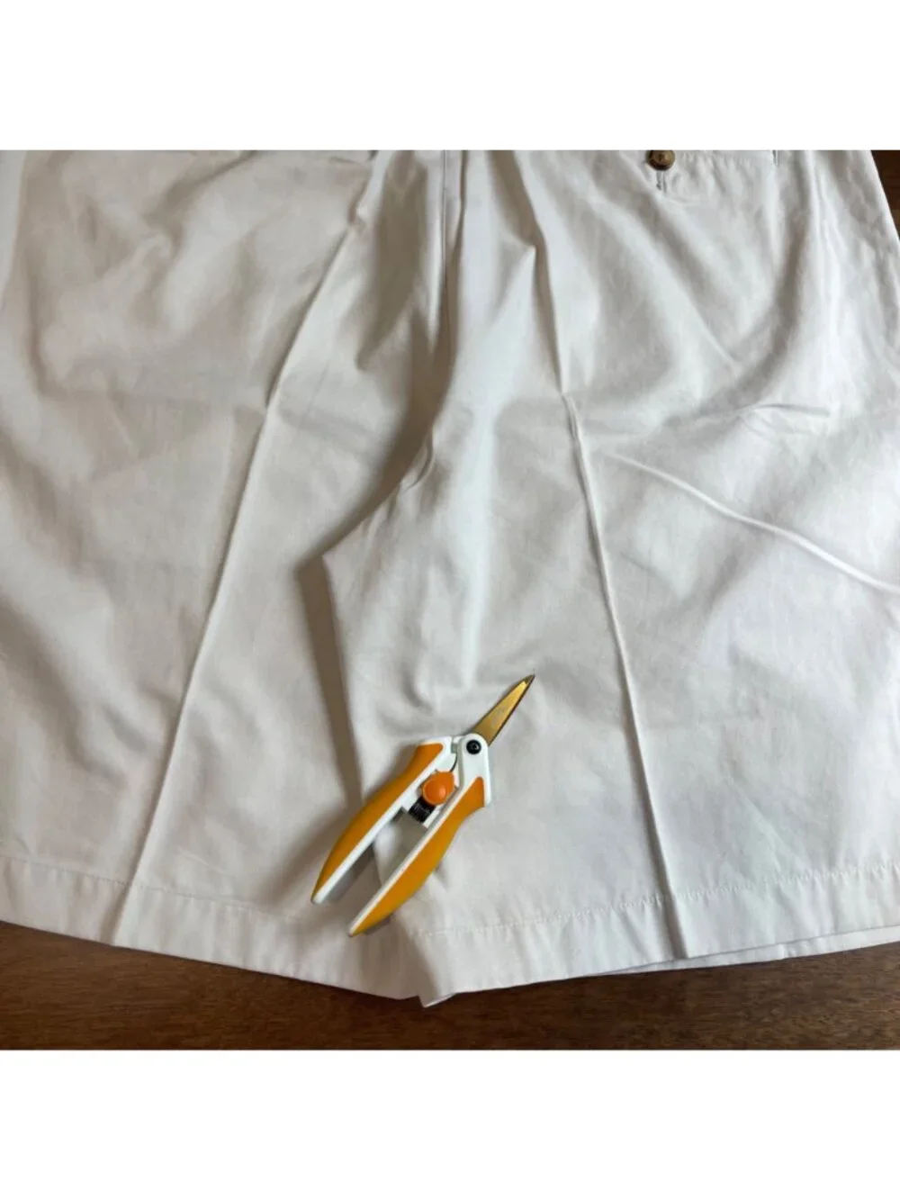 Vintage Greg Norman Pleated Chino Shorts Men's Size 36 Khaki Beige 100% Cotton‎
